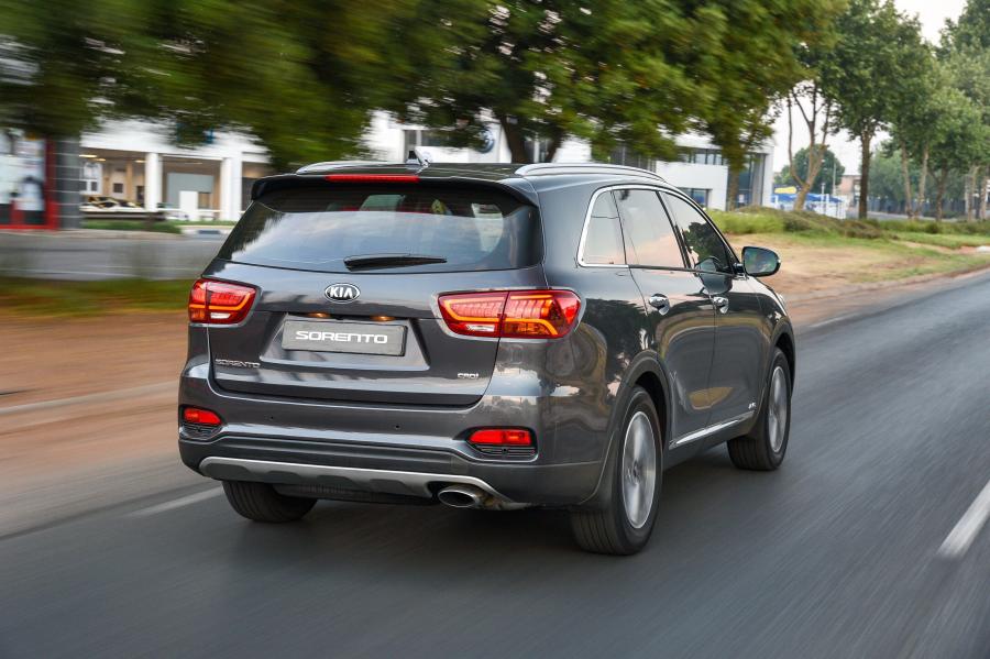  Kia Sorento (UM) 2018 года  (ZA) (фото 23 из 40)